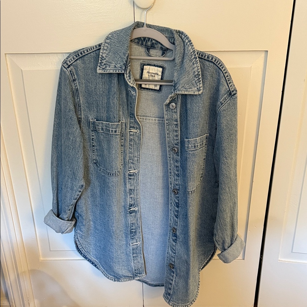 Abercrombie & Fitch Denim Shirt XS